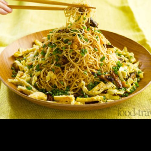 Fried Egg Noodles with Dried Shrimps