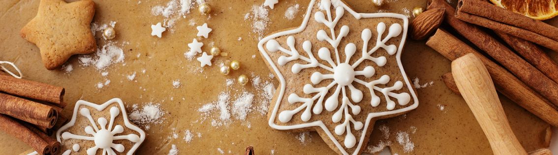 Experience The World With These 12 Unique Christmas Dishes 